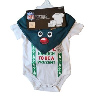 NFL Philadelphia Eagles Infant Set 0-3 Months Bodysuit, Bib, and Booties NWT